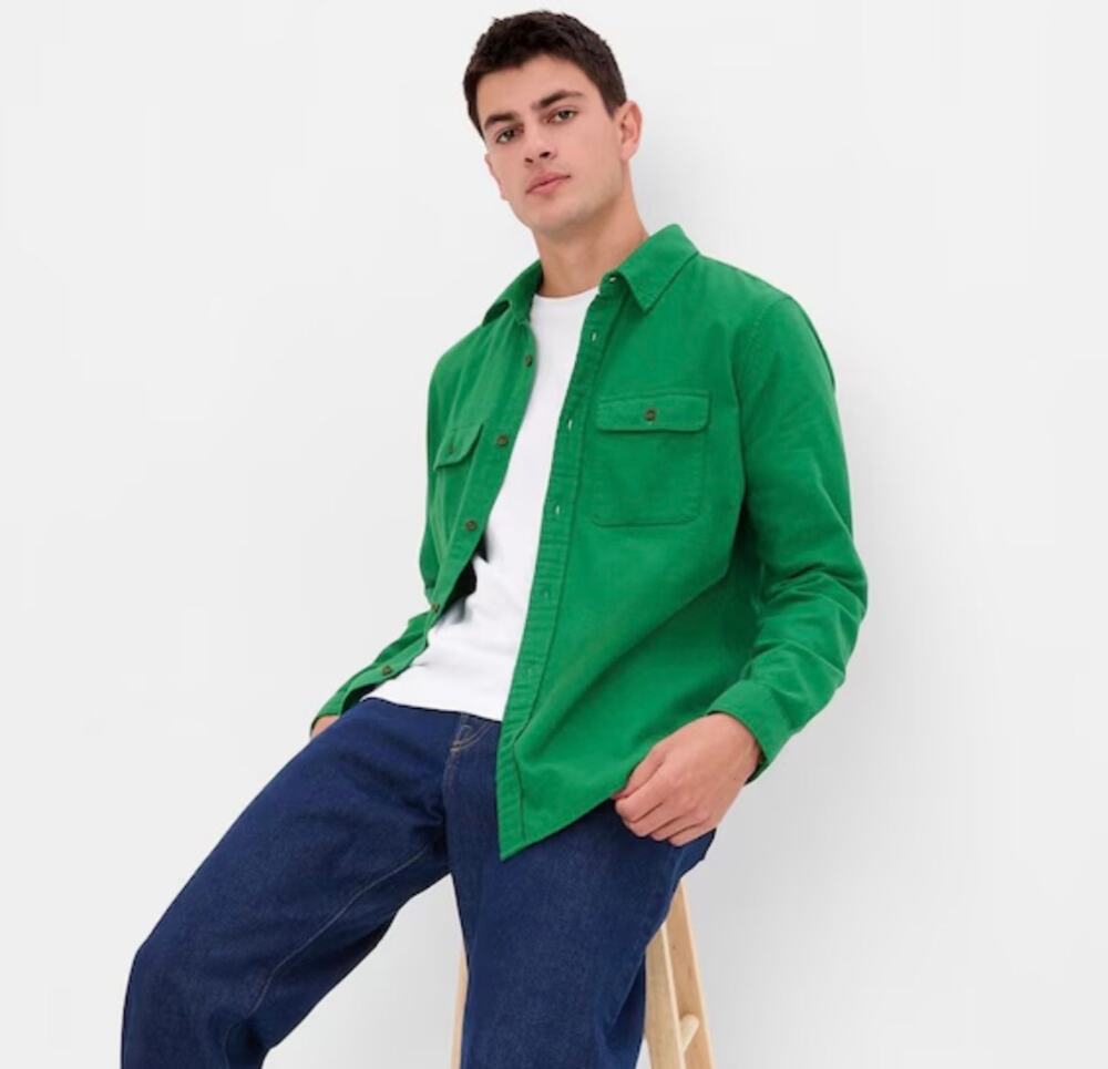 Gap men's green utility button-up shirt